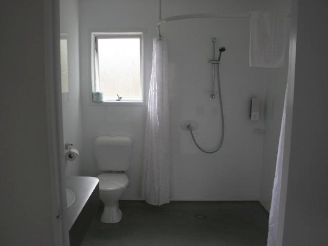Family Unit - bathroom