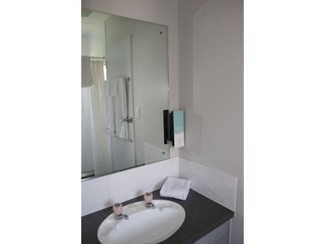 Family Unit - bathroom